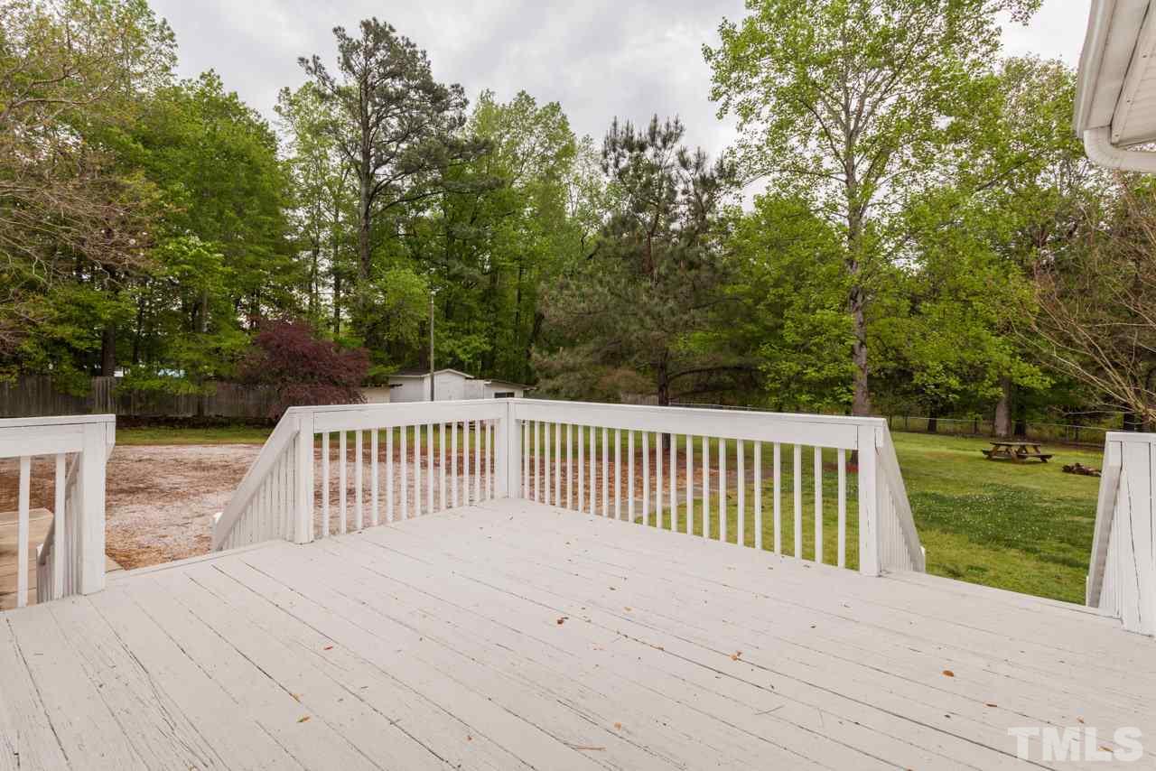 820 Perry Curtis Road Zebulon, NC 27597 - Photo 8 of 25 Gallery Image 8