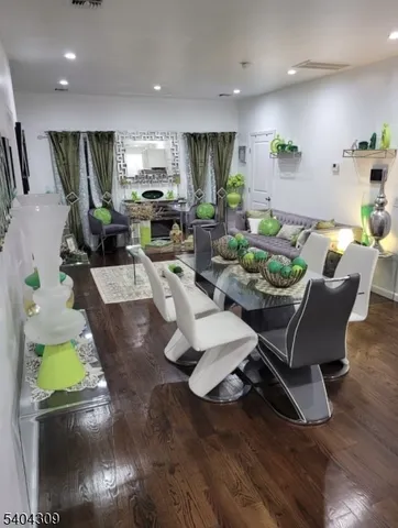 $2,850 | 671 East 22nd Street, Unit 2, Paterson, NJ 07504