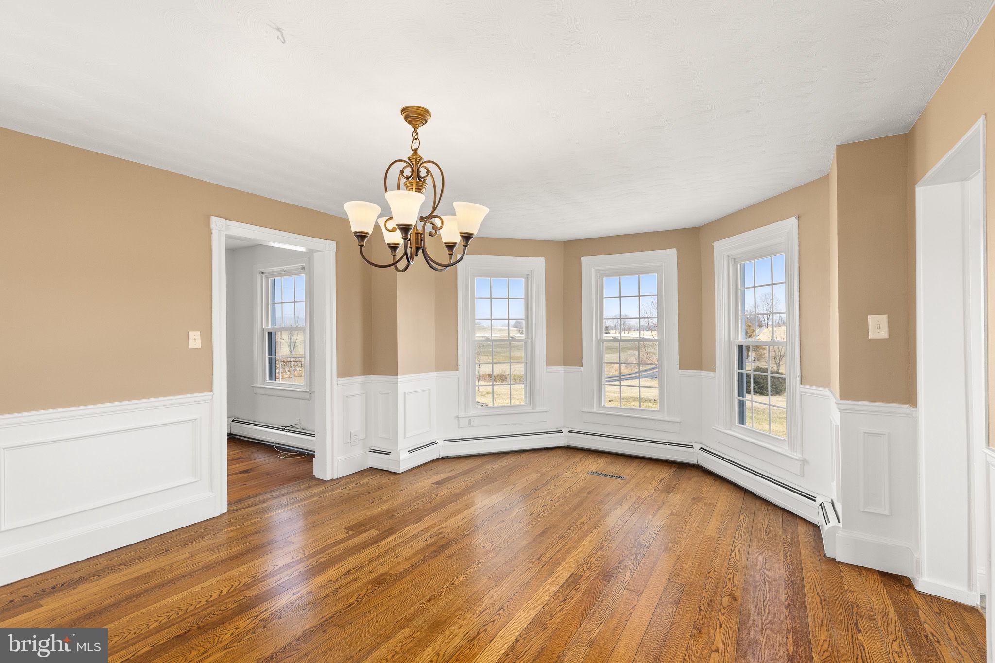 3345 Conicville Road Edinburg, VA 22824 - Photo 4 of 46