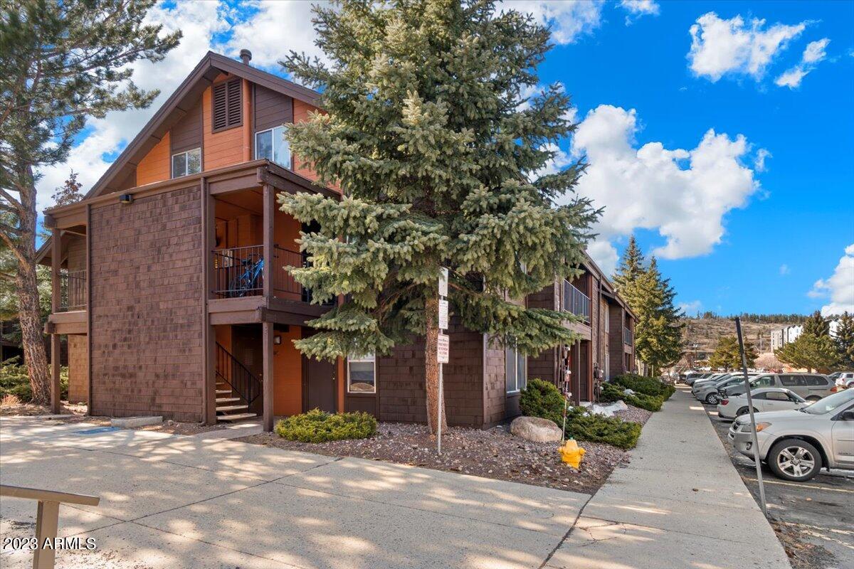 1200 South Riordan Ranch Street, Unit 96 Flagstaff, AZ 86001 - Photo 2 of 23 02-Front of Home