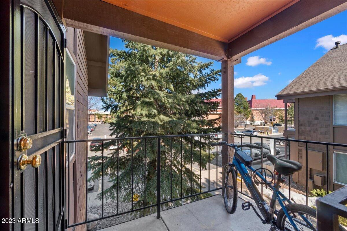 1200 South Riordan Ranch Street, Unit 96 Flagstaff, AZ 86001 - Photo 4 of 23 20-Balcony