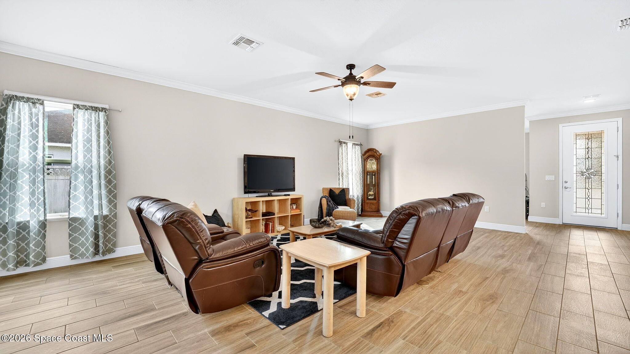 6087 Aires Avenue Cocoa, FL 32927 - Photo 19 of 47 19-web-or-mls-DSC05151