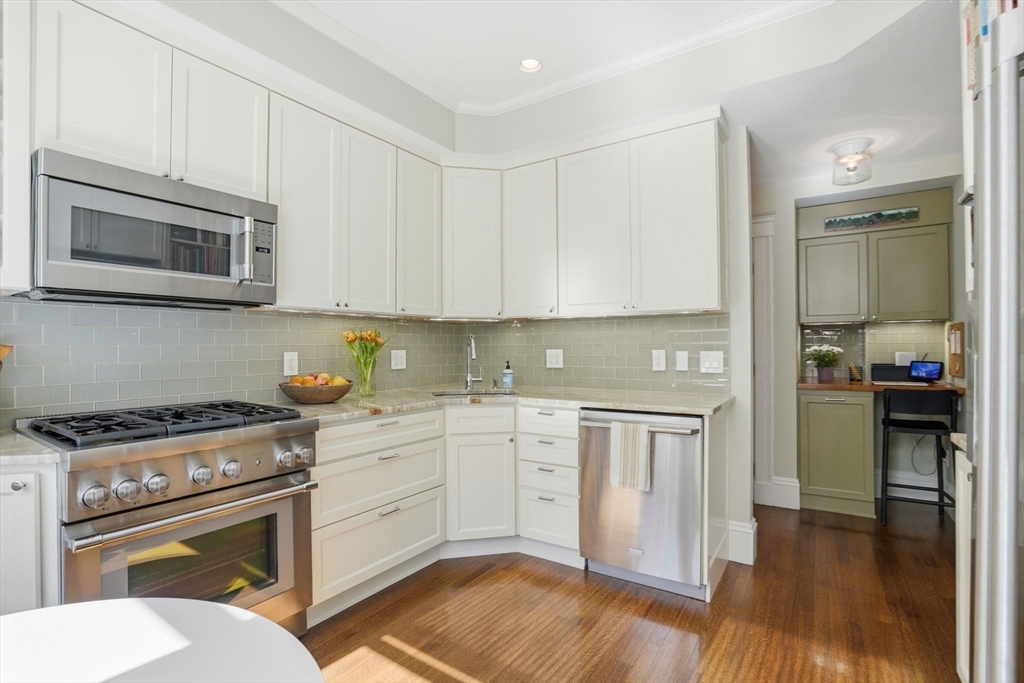 80 Upland Road, Unit B Cambridge, MA 02140 - Photo 12 of 28