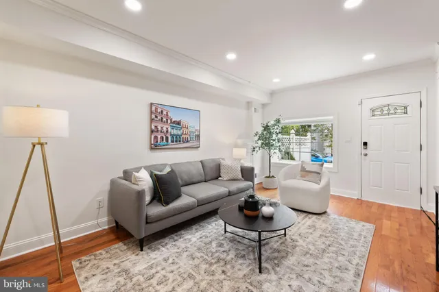 $715,000 | 4829 41st Street Northwest, Washington, DC 20016