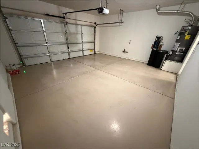 $2,000 | 9233 West Sunny Oven Court, Las Vegas, NV 89178