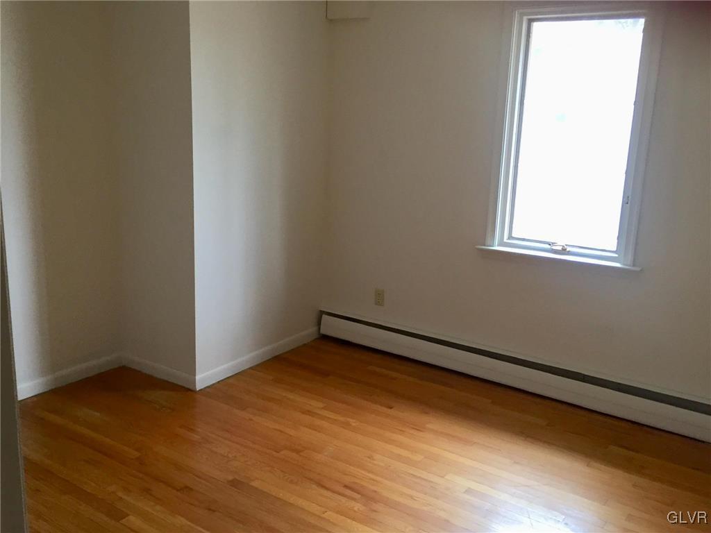 2818 Kuter Road Bath, PA 18014 - Photo 10 of 26 Gallery Image 10