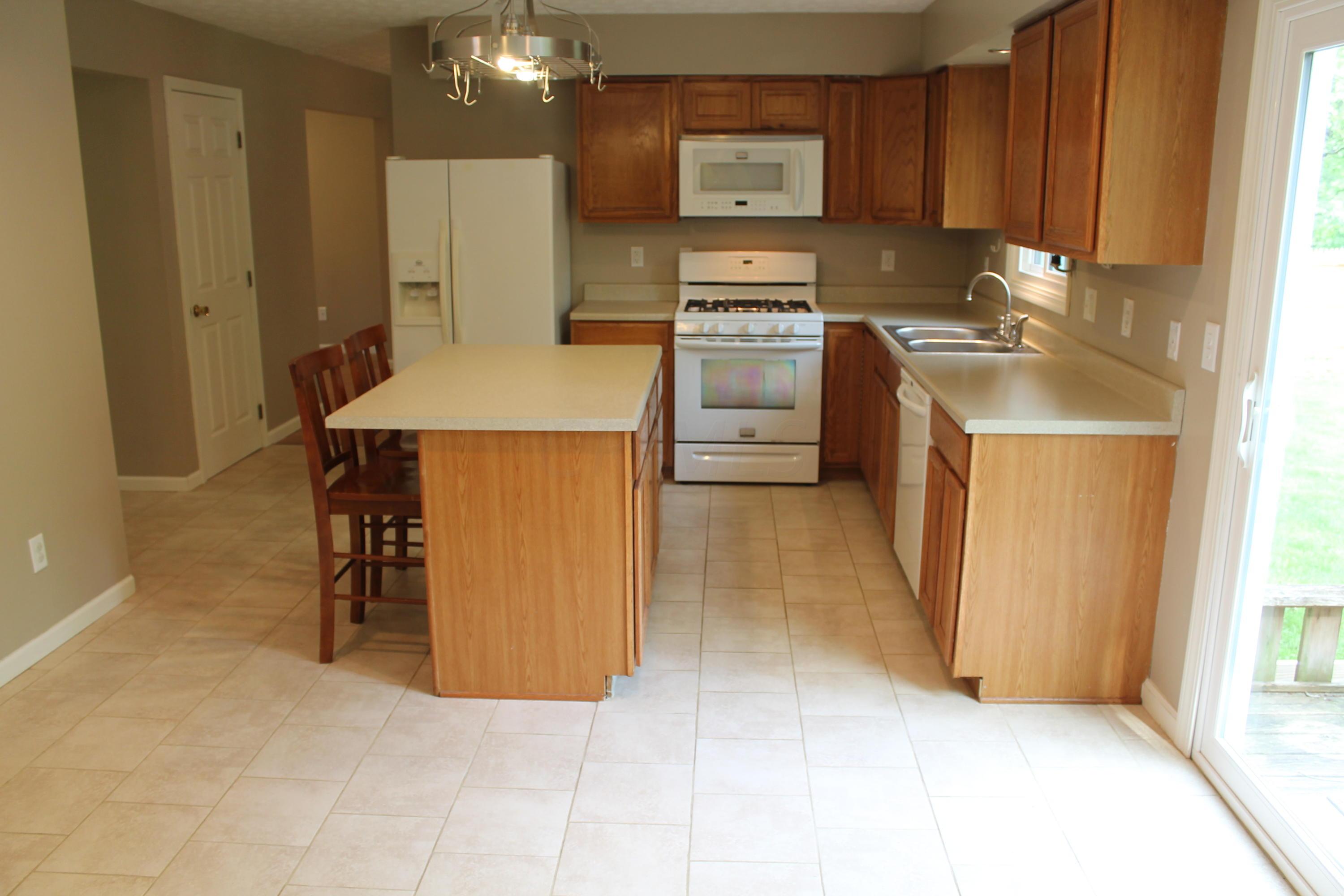 13807 Cleveland Road Southwest Pataskala, OH 43062 - Photo 14 of 30