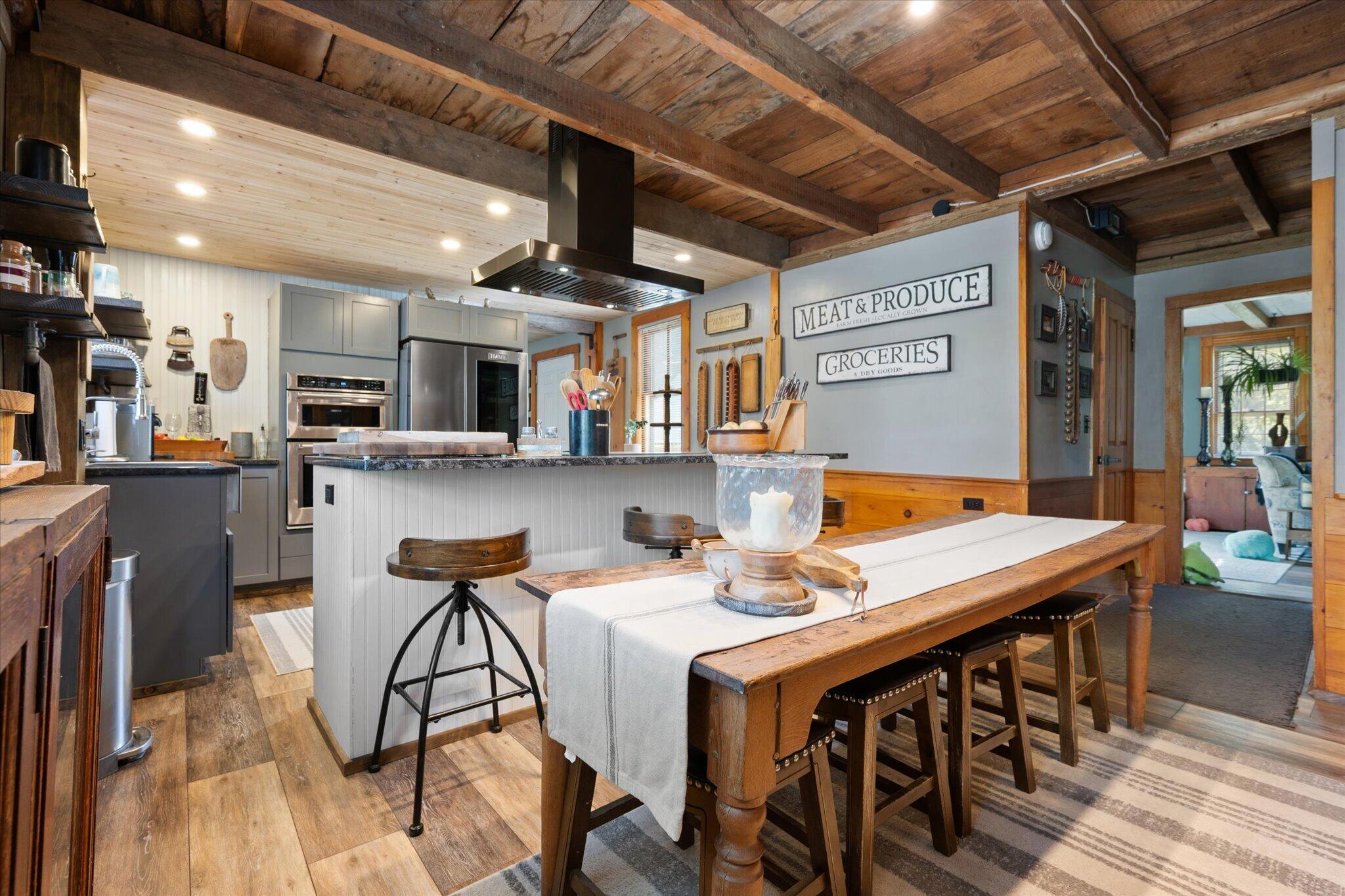 2103 Highway 1 Sullivan, ME 04664 - Photo 21 of 49 Dining Area