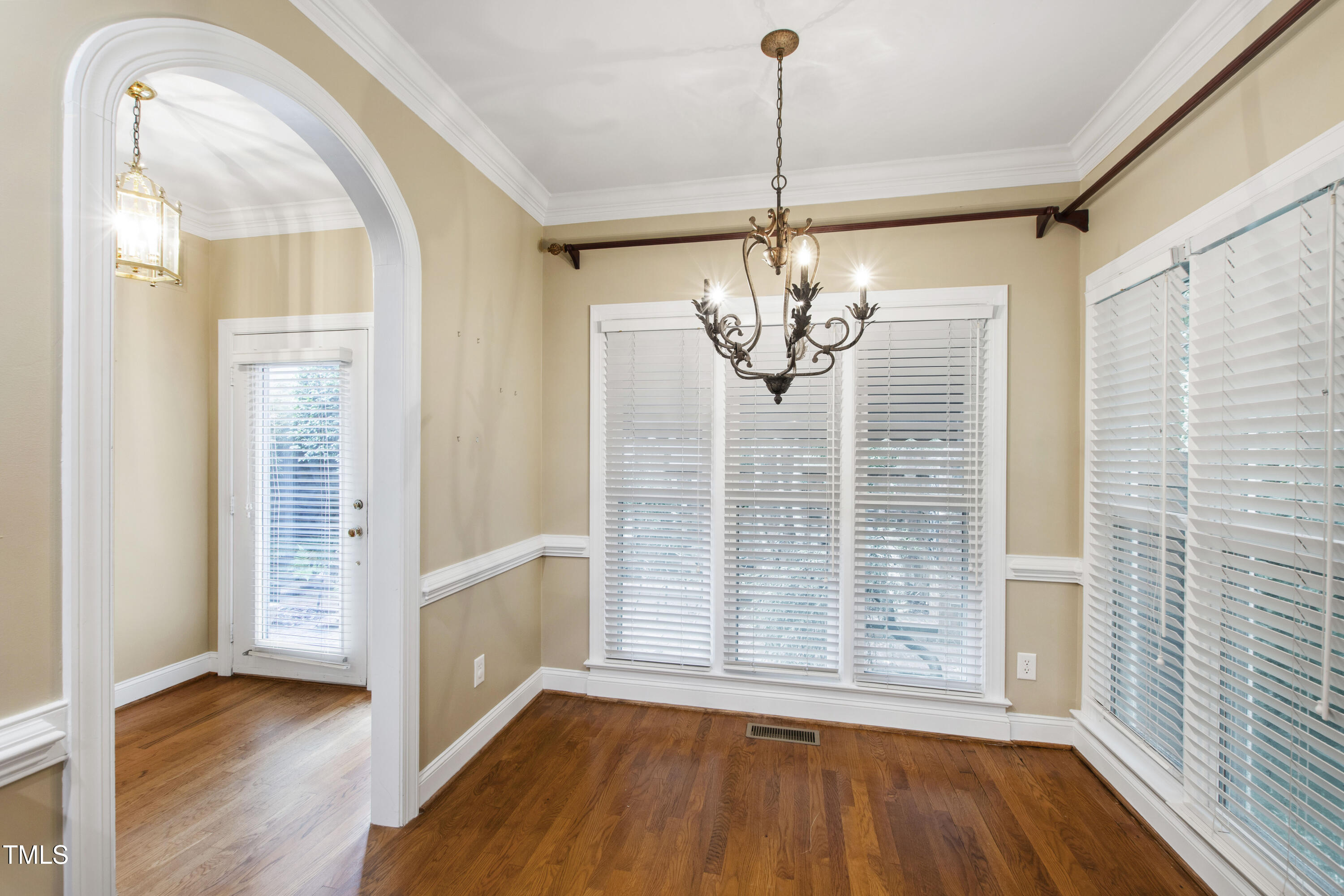 2301 Upper Oaks Way Raleigh, NC 27615 - Photo 11 of 55 Upper (20)
