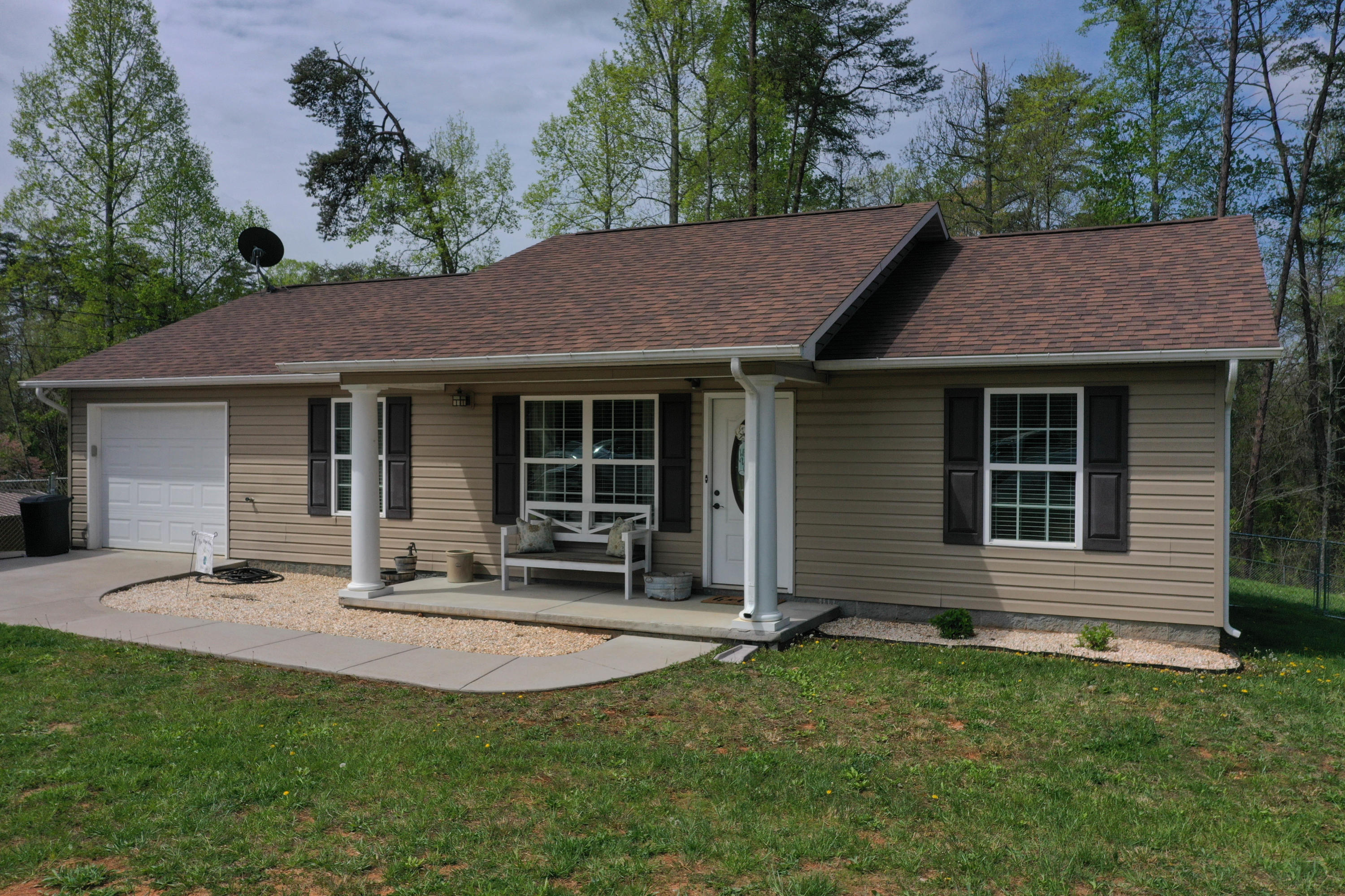 111 Agape Lane Heiskell, TN 37754 - Photo 1 of 16 DJI_0046