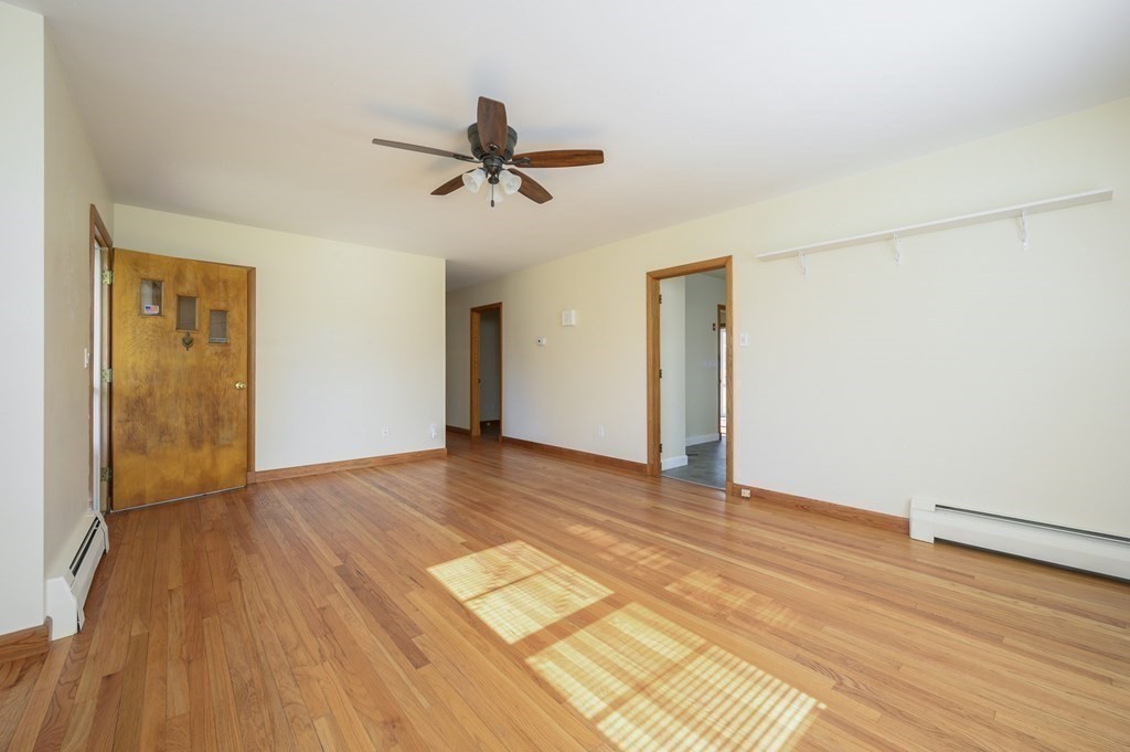 18 Everett Road Bourne, MA 02532 - Photo 7 of 26