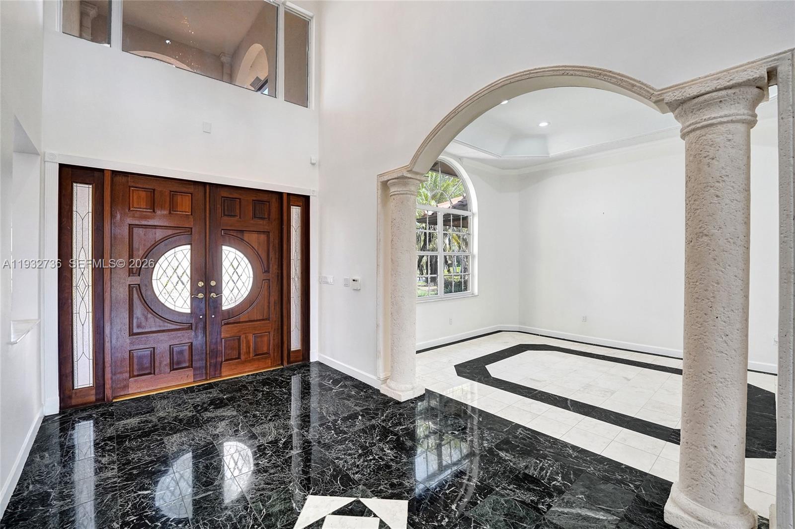 3855 Windmill Lakes Road Weston, FL 33332 - Photo 16 of 59