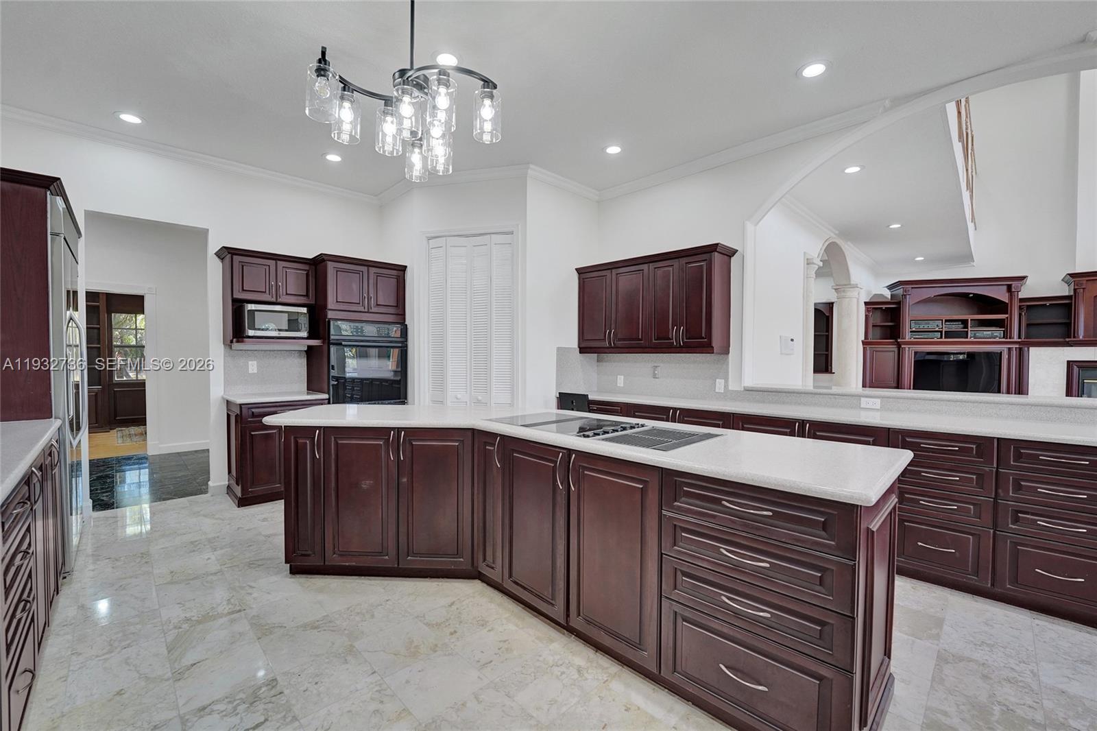 3855 Windmill Lakes Road Weston, FL 33332 - Photo 24 of 59