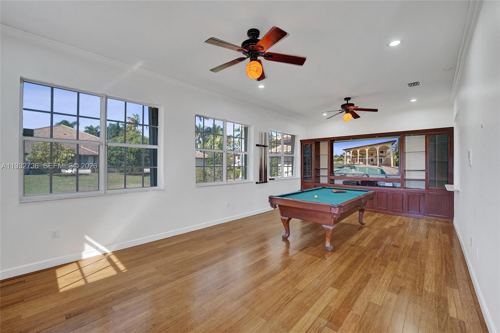 3855 Windmill Lakes Road Weston, FL 33332 - Photo 25 of 59