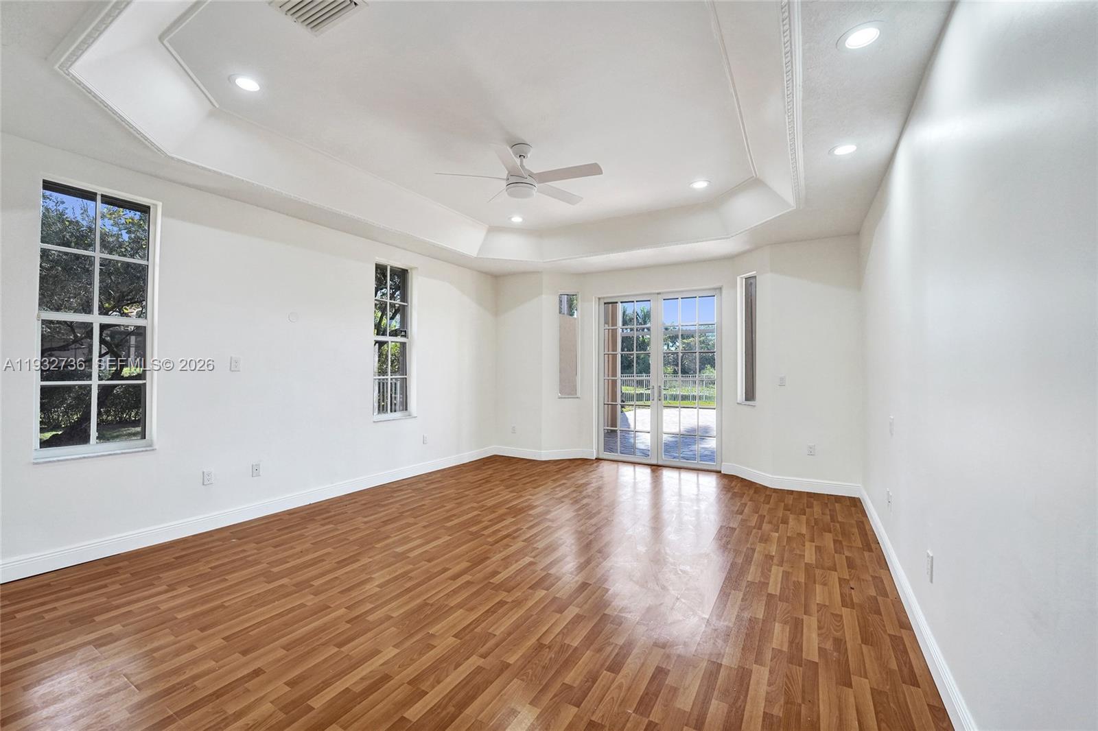 3855 Windmill Lakes Road Weston, FL 33332 - Photo 27 of 59