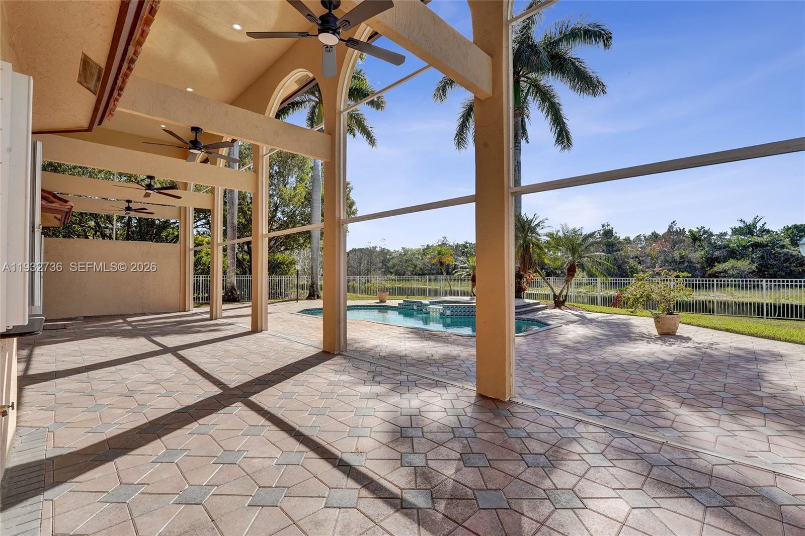 3855 Windmill Lakes Road Weston, FL 33332 - Photo 42 of 59