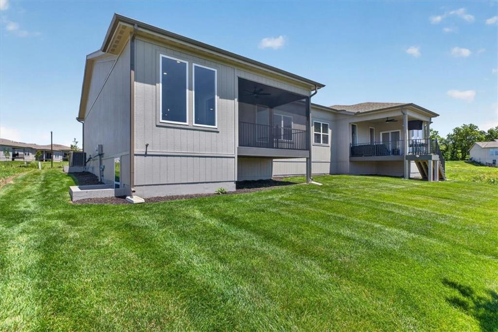 9468 Shady Bend Road Lenexa, KS 66227 - Photo 47 of 58