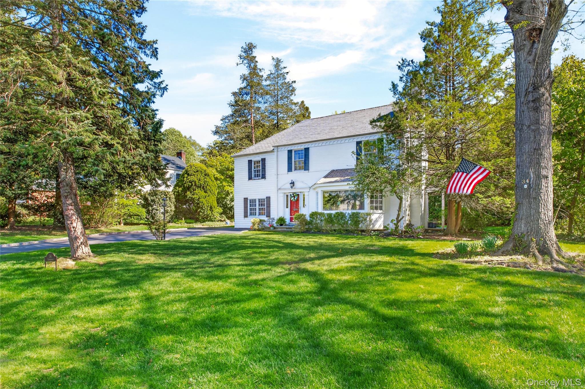 34 Longridge Road Manhasset, NY 11030 - Photo 1 of 20