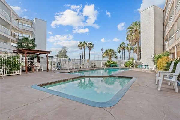 a view of a tennis court