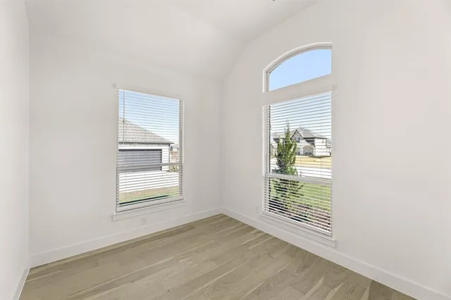 $607,393 | 621 South Hidden Lks Drive, DeSoto, TX 75115