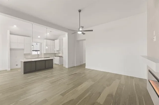 $607,393 | 621 South Hidden Lks Drive, DeSoto, TX 75115