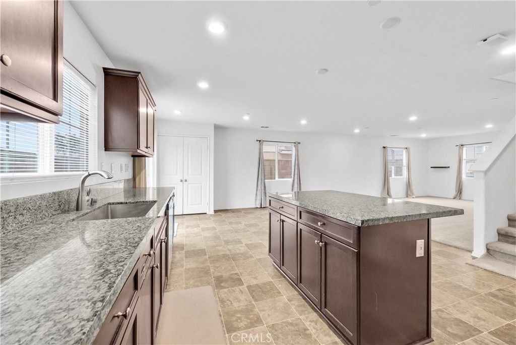 6335 Casey Way Fontana, CA 92336 - Photo 13 of 49