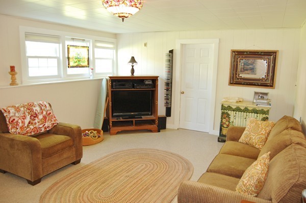 26 Clark Road Weymouth, MA 02190 - Photo 15 of 25 Gallery Image 15