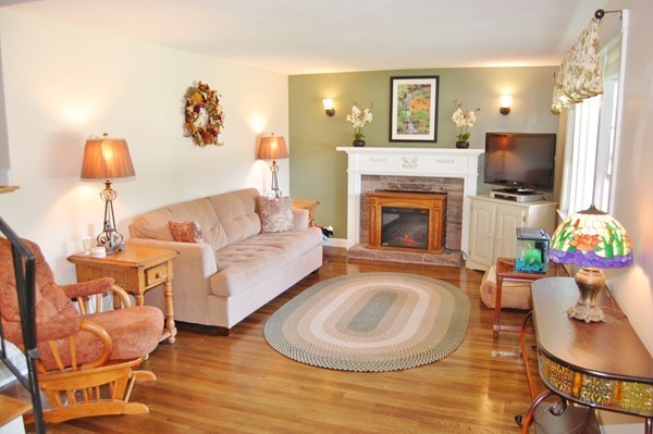 26 Clark Road Weymouth, MA 02190 - Photo 5 of 25 Gallery Image 5