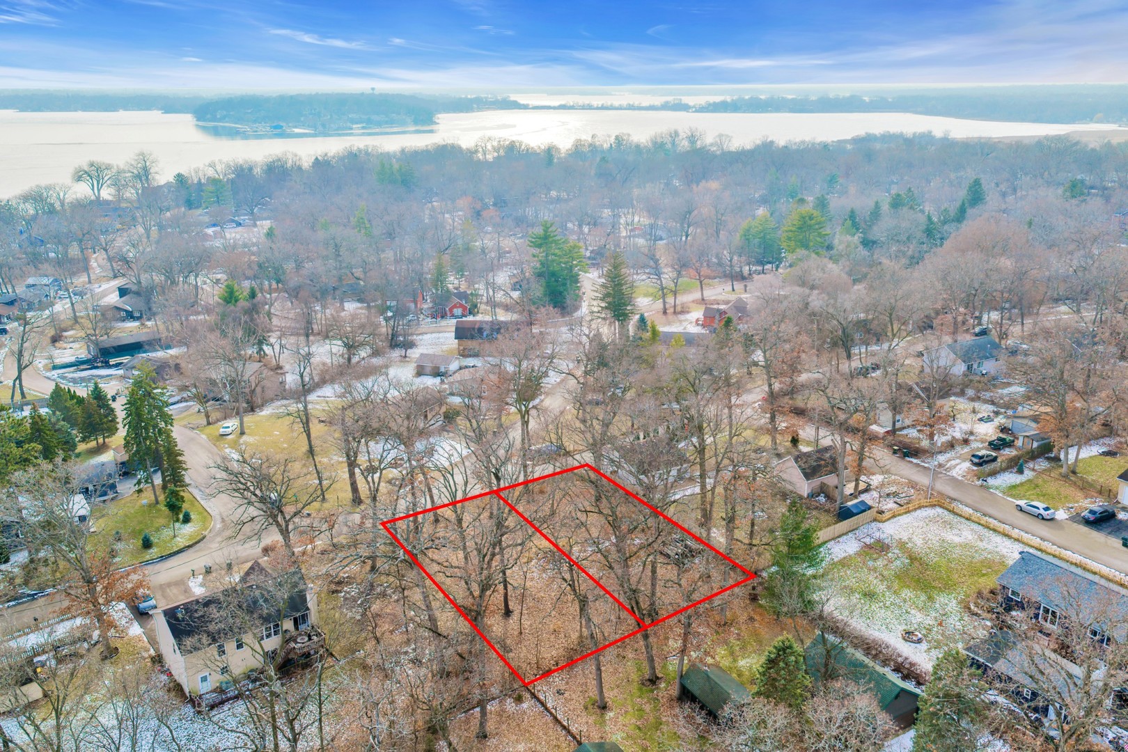 27580 West Stonegate Drive Spring Grove, IL 60081 - Photo 6 of 14 a view of swimming pool with a yard