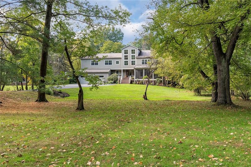 535 Beaver Road Edgeworth, PA 15143 - Photo 1 of 25 Gallery Image 1