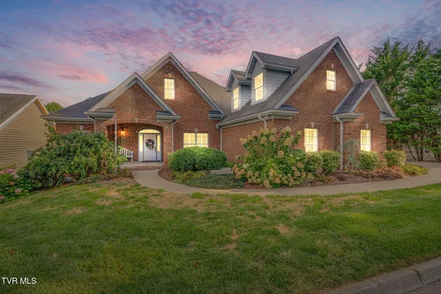 $899,999 | 292 Alpine Trail, Kingsport, TN 37663