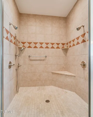 $899,999 | 292 Alpine Trail, Kingsport, TN 37663