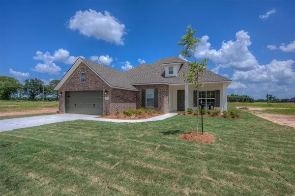 $349,500 | 275 Ferry Lk Drive, Bossier City, LA 71111
