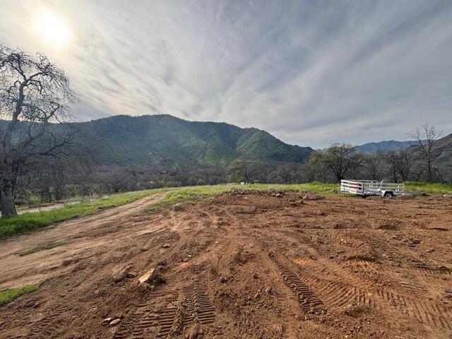 Three Rivers Ca Three Rivers, CA 93271 - Photo 7 of 9 a view of a dry yard