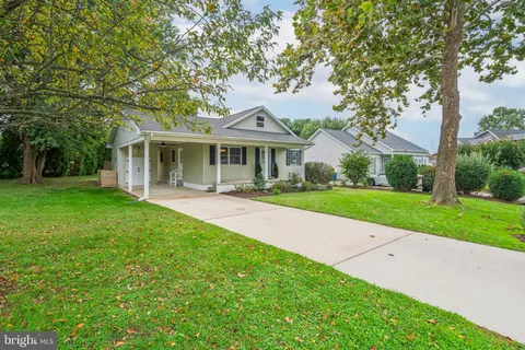 $595,000 | 1 Henlopen Court, Lewes, DE 19958