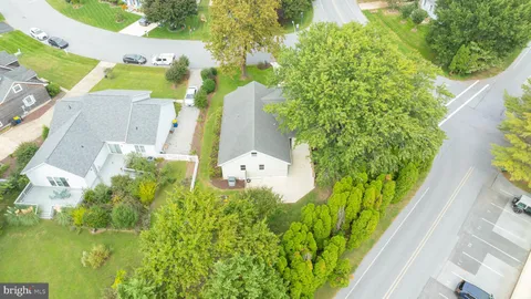 $595,000 | 1 Henlopen Court, Lewes, DE 19958