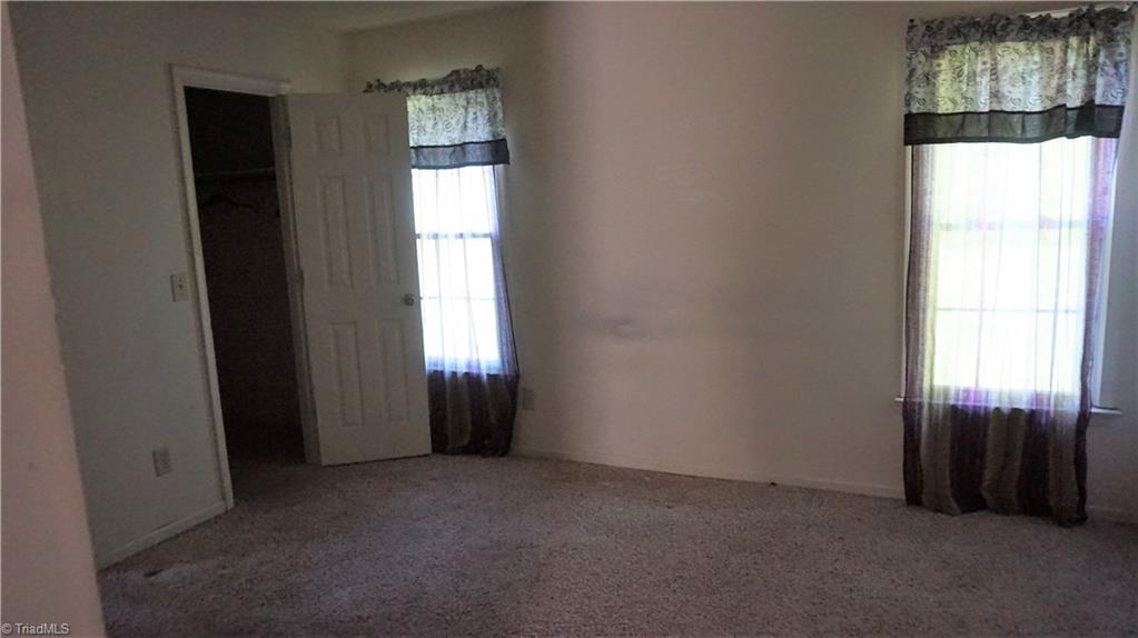 3504 Markham Road Greensboro, NC 27405 - Photo 8 of 14 Gallery Image 8