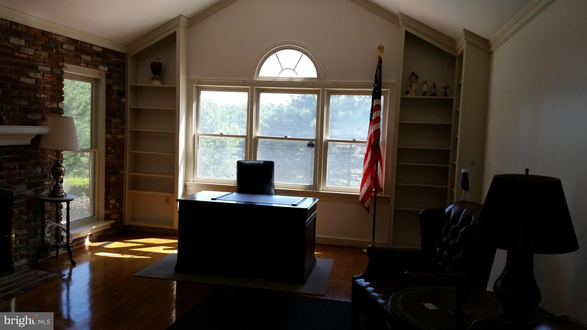 11516 Glen Road Potomac, MD 20854 - Photo 20 of 30 Interior (General)