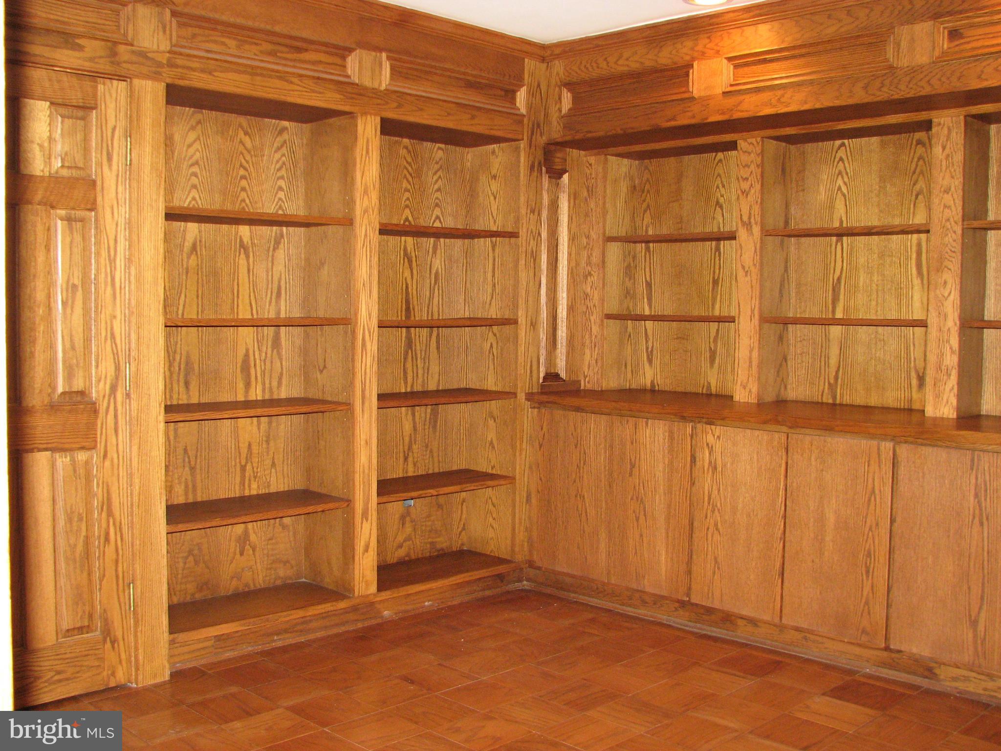 11516 Glen Road Potomac, MD 20854 - Photo 24 of 30 Interior (General)