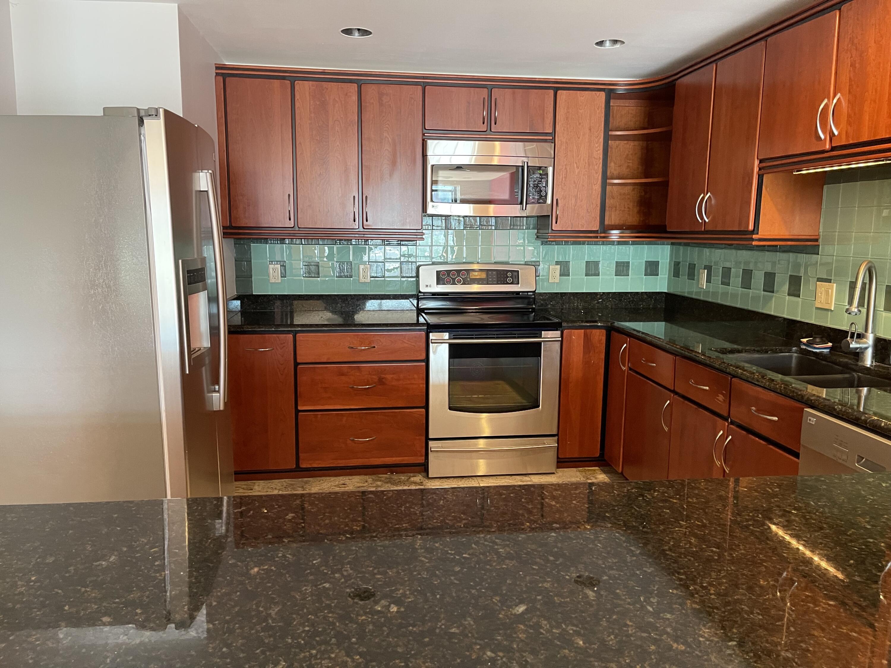 112 Franklin Street, Unit C1 Bangor, ME 04401 - Photo 15 of 37 IMG_2663