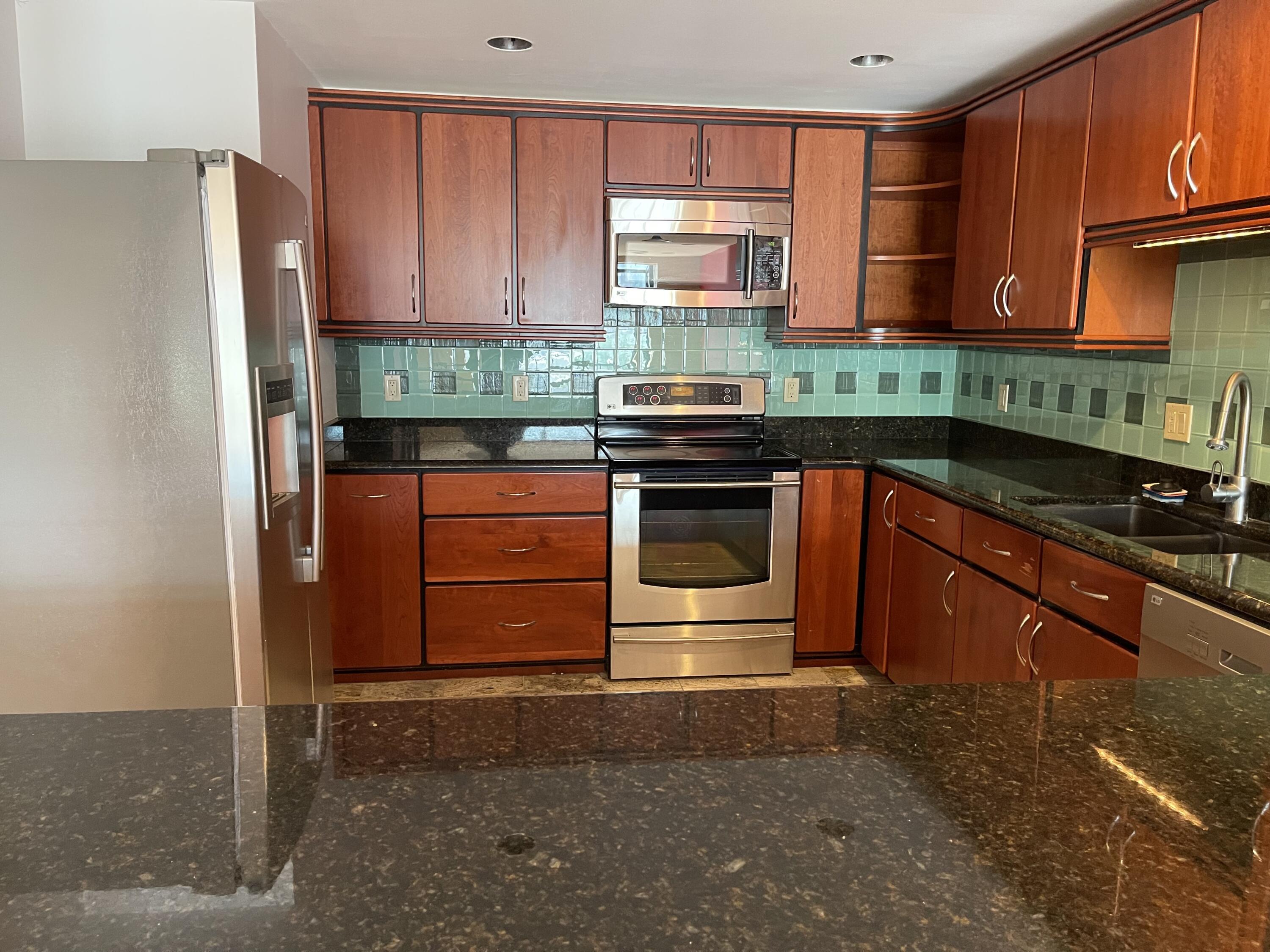 112 Franklin Street, Unit C1 Bangor, ME 04401 - Photo 16 of 37 IMG_2664