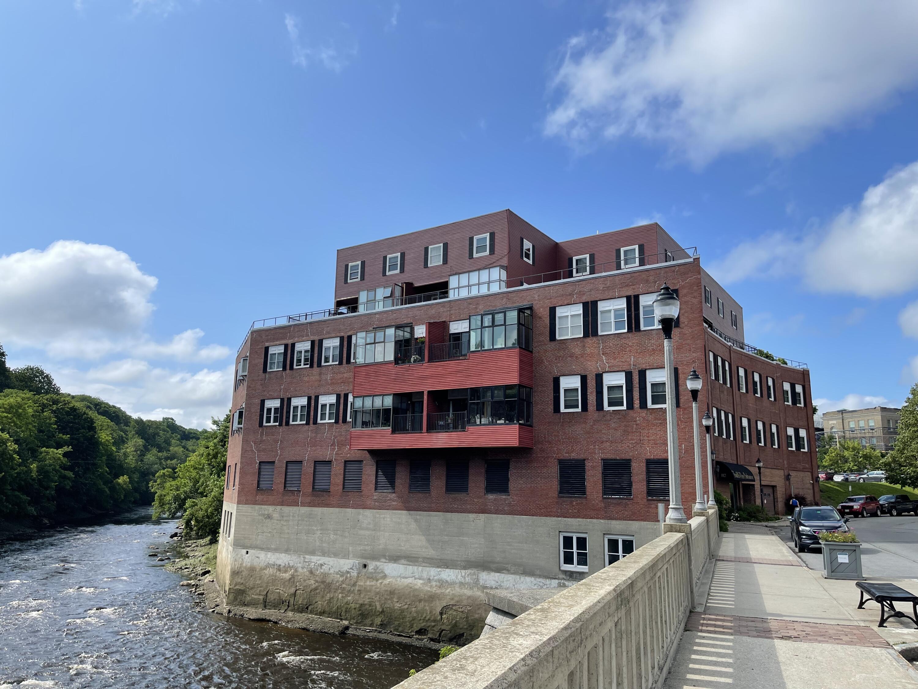 112 Franklin Street, Unit C1 Bangor, ME 04401 - Photo 2 of 37 IMG_2646