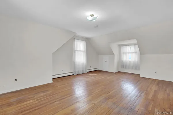$725,000 | 2 Jackson Avenue, Massapequa Park, NY 11762
