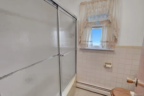 $725,000 | 2 Jackson Avenue, Massapequa Park, NY 11762