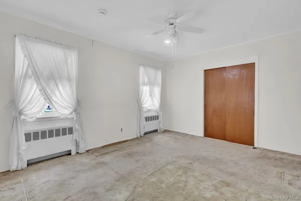 $725,000 | 2 Jackson Avenue, Massapequa Park, NY 11762