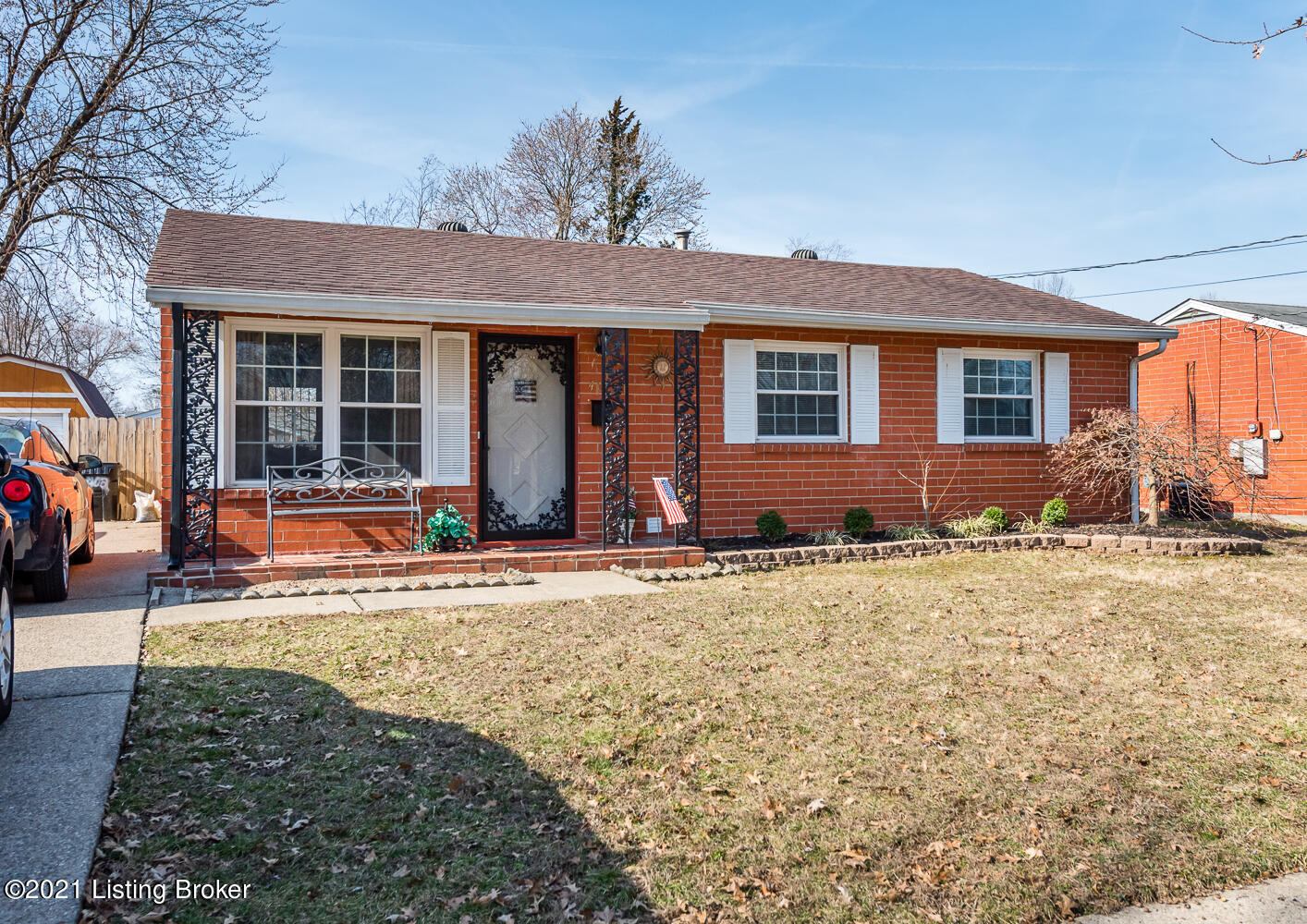 402 Mac Brae Road Louisville, KY 40214 - Photo 2 of 34 402 Mac Brae (1 of 34)