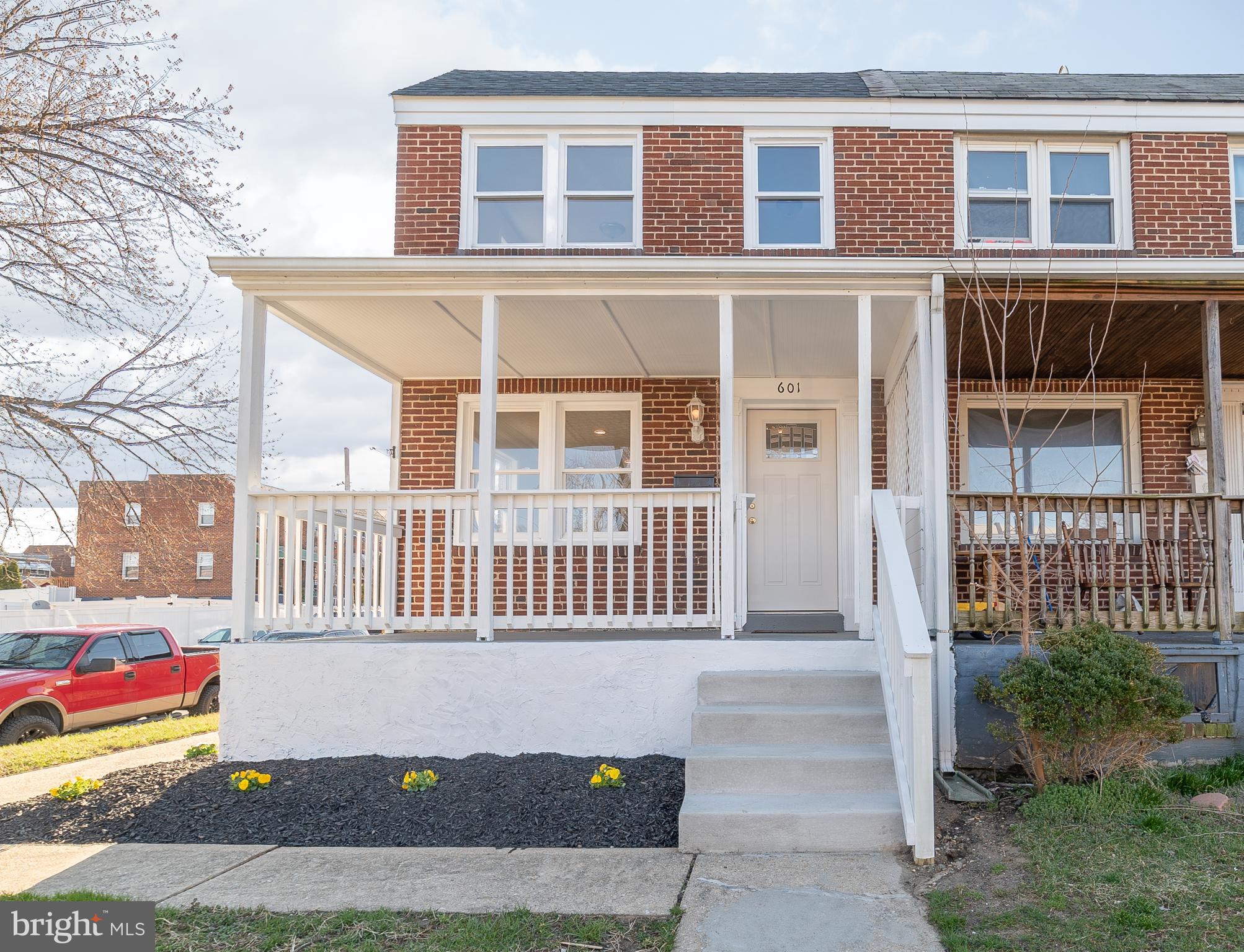 601 Old Riverside Road Baltimore, MD 21225 - Photo 1 of 33