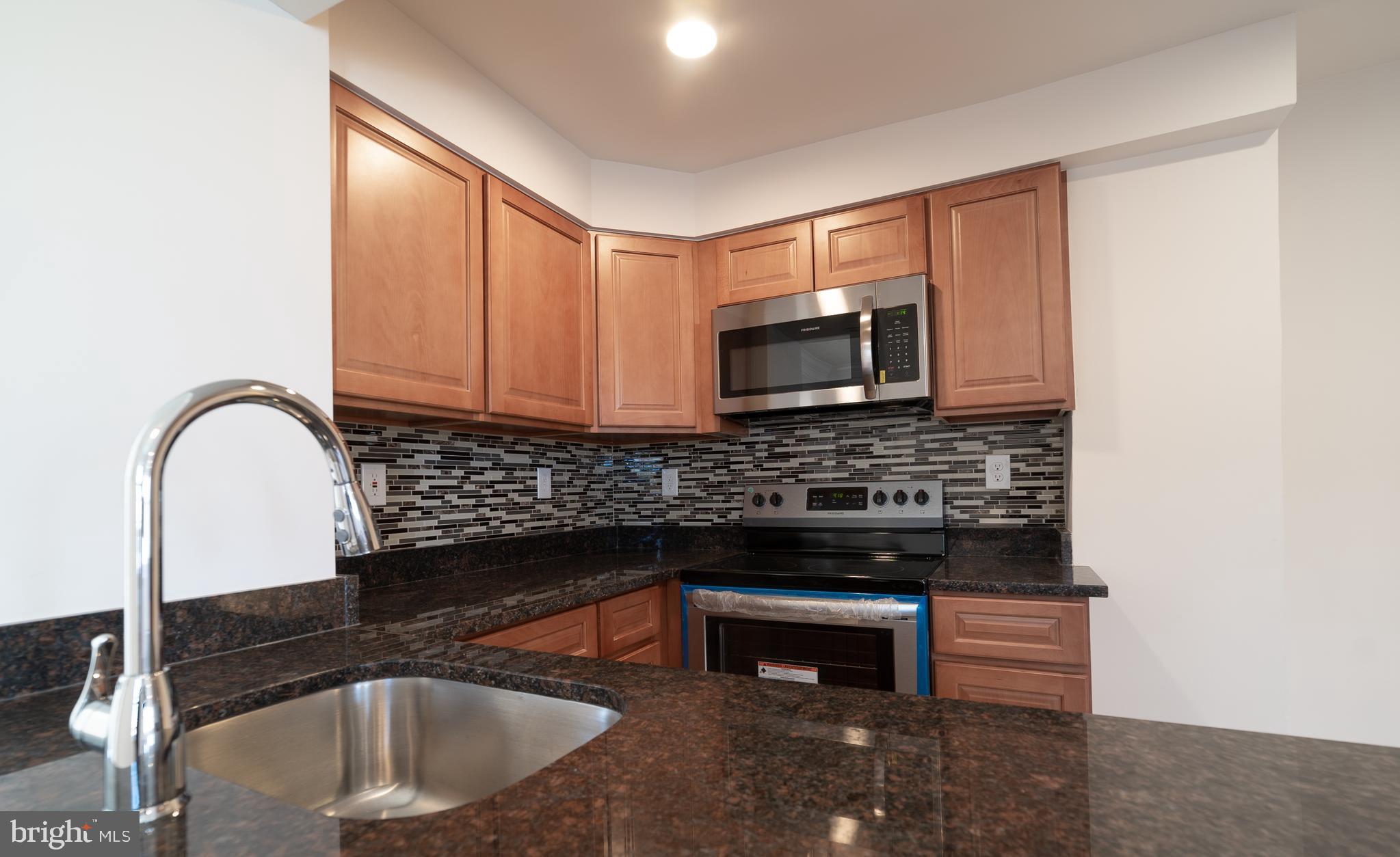 601 Old Riverside Road Baltimore, MD 21225 - Photo 13 of 33