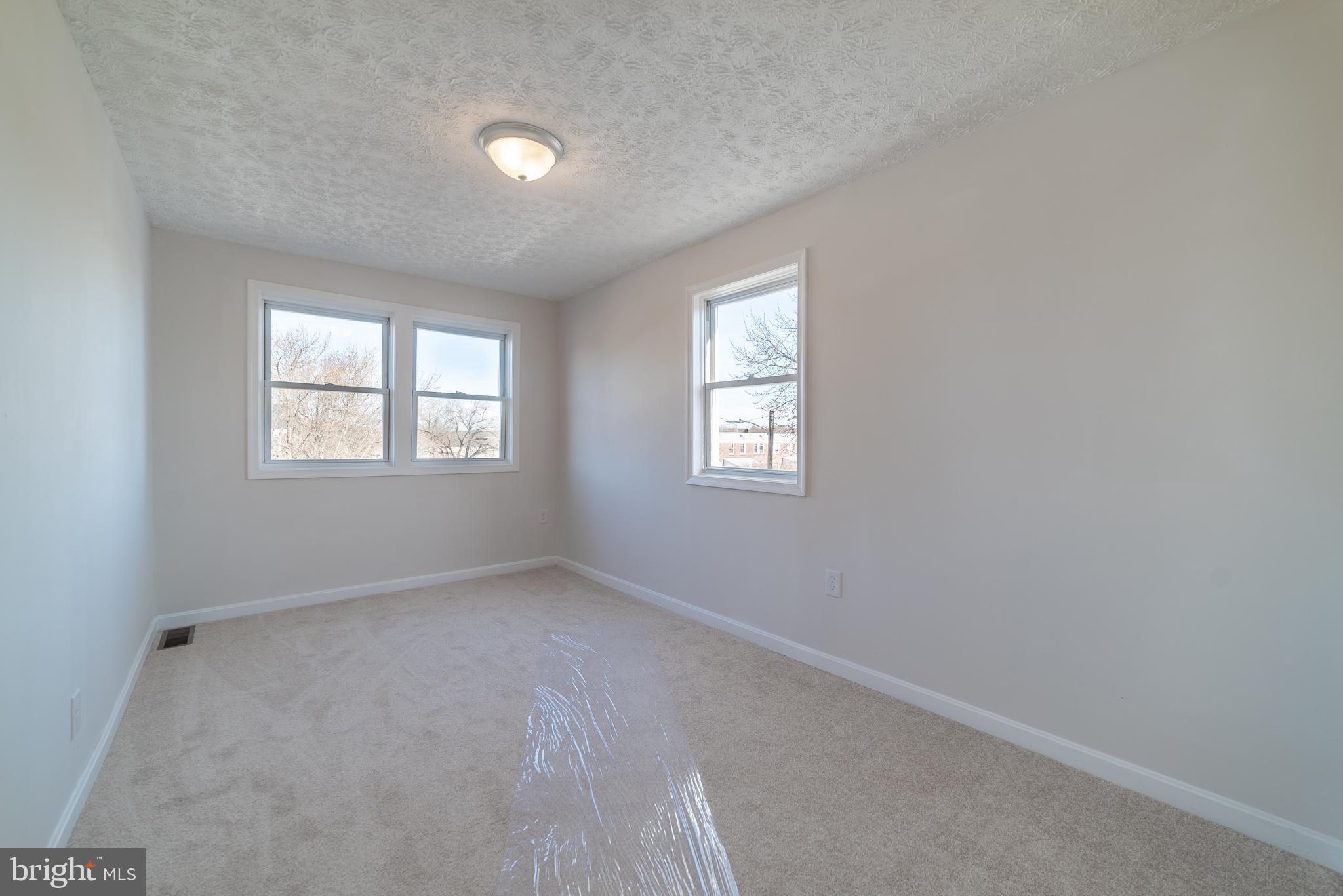 601 Old Riverside Road Baltimore, MD 21225 - Photo 28 of 33