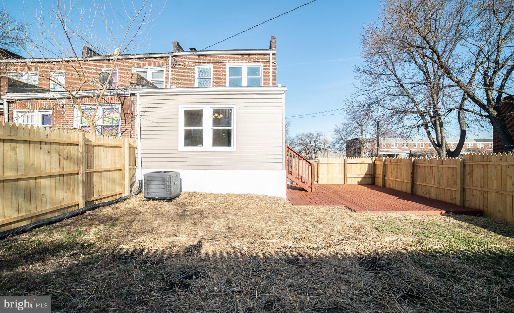 601 Old Riverside Road Baltimore, MD 21225 - Photo 4 of 33